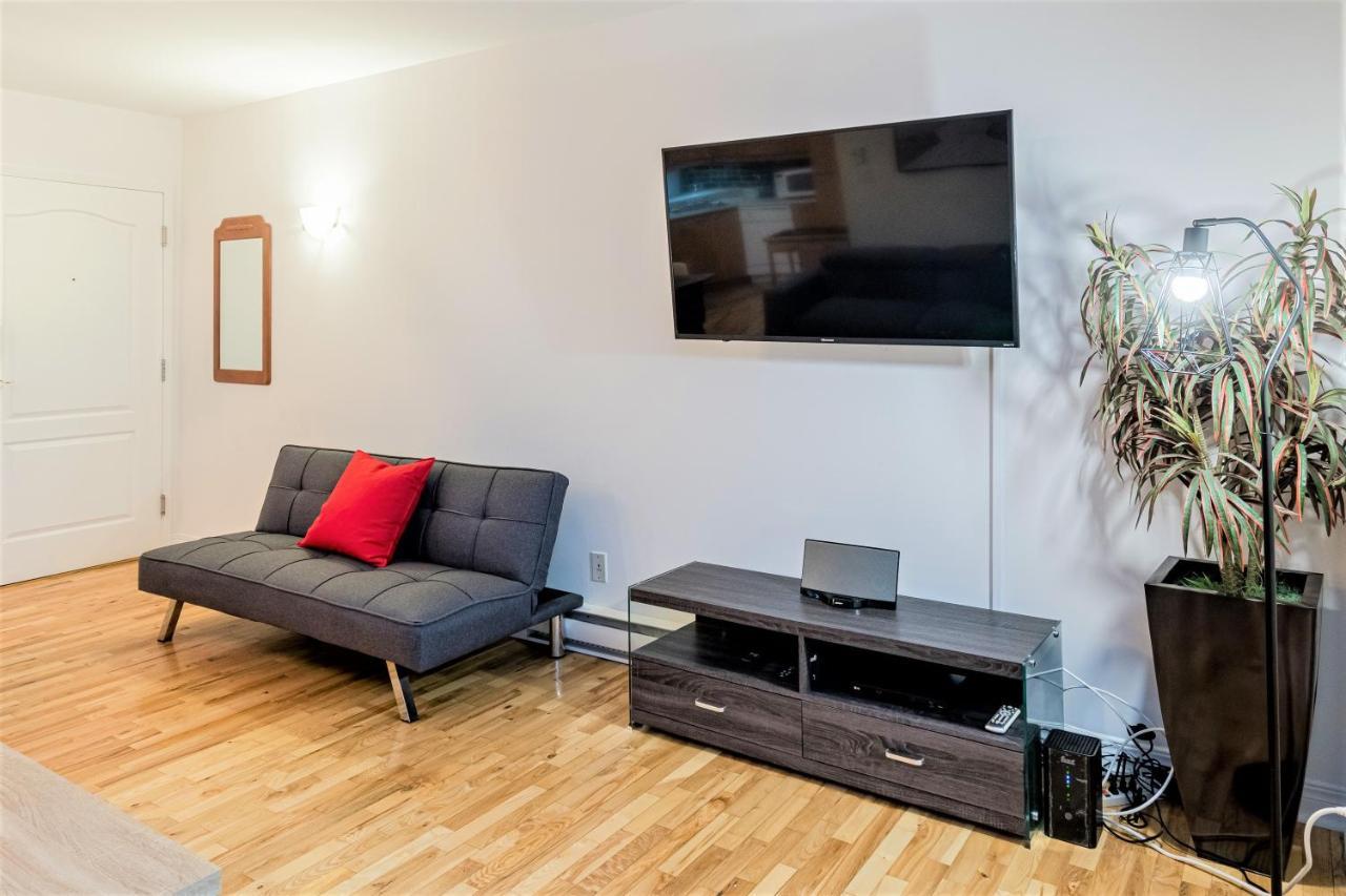 Le Theatral - En Plein Coeur De L'Action Avec Stationnement Appartement Québec Buitenkant foto